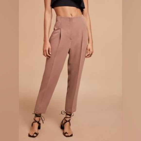 🌞Aritzia Wilfred Chambéry Pant Crepe High Rise Pleated Pants Gray Size 4 - Picture 2 of 7